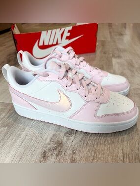 Nike Court Borough Low Top White/Pink Foam Women’s Sz 8.5/Youth(boys) 7